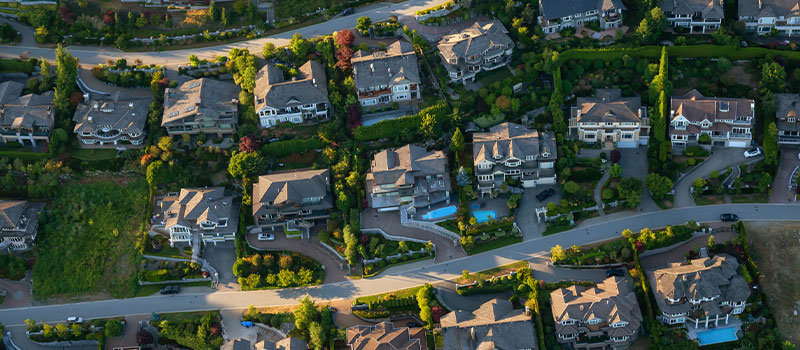 aerial view of neighborhood homes